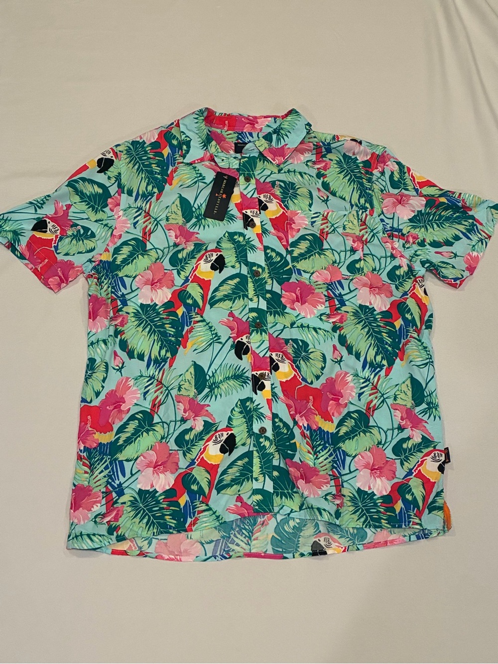 Margaritaville Men’s Tropical Button-Down Shirt. Lg